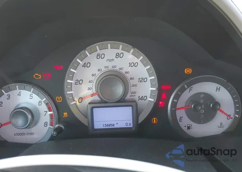 2015 Honda Pilot Touring z USA, uszkodzony, nr VIN 5FNYF4H95FB015194